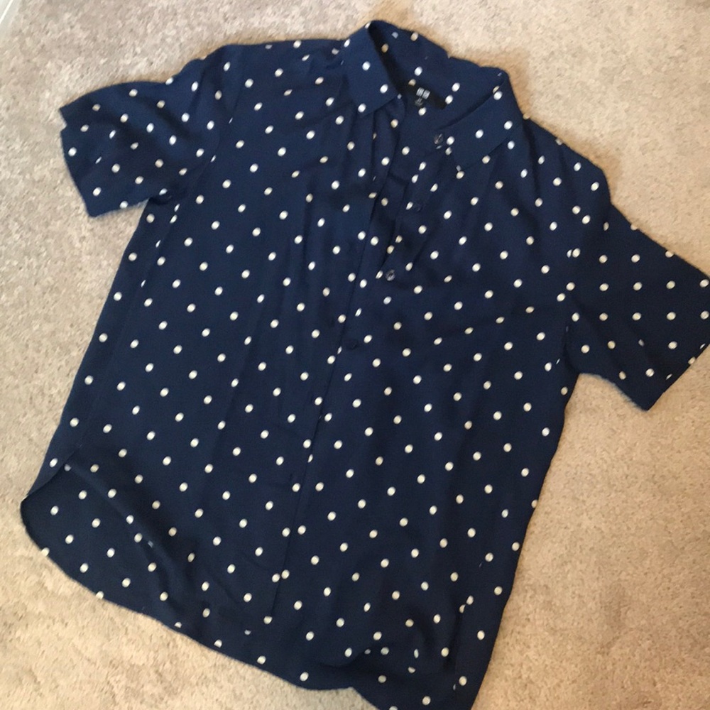 Uniqlo button down collared shirt.